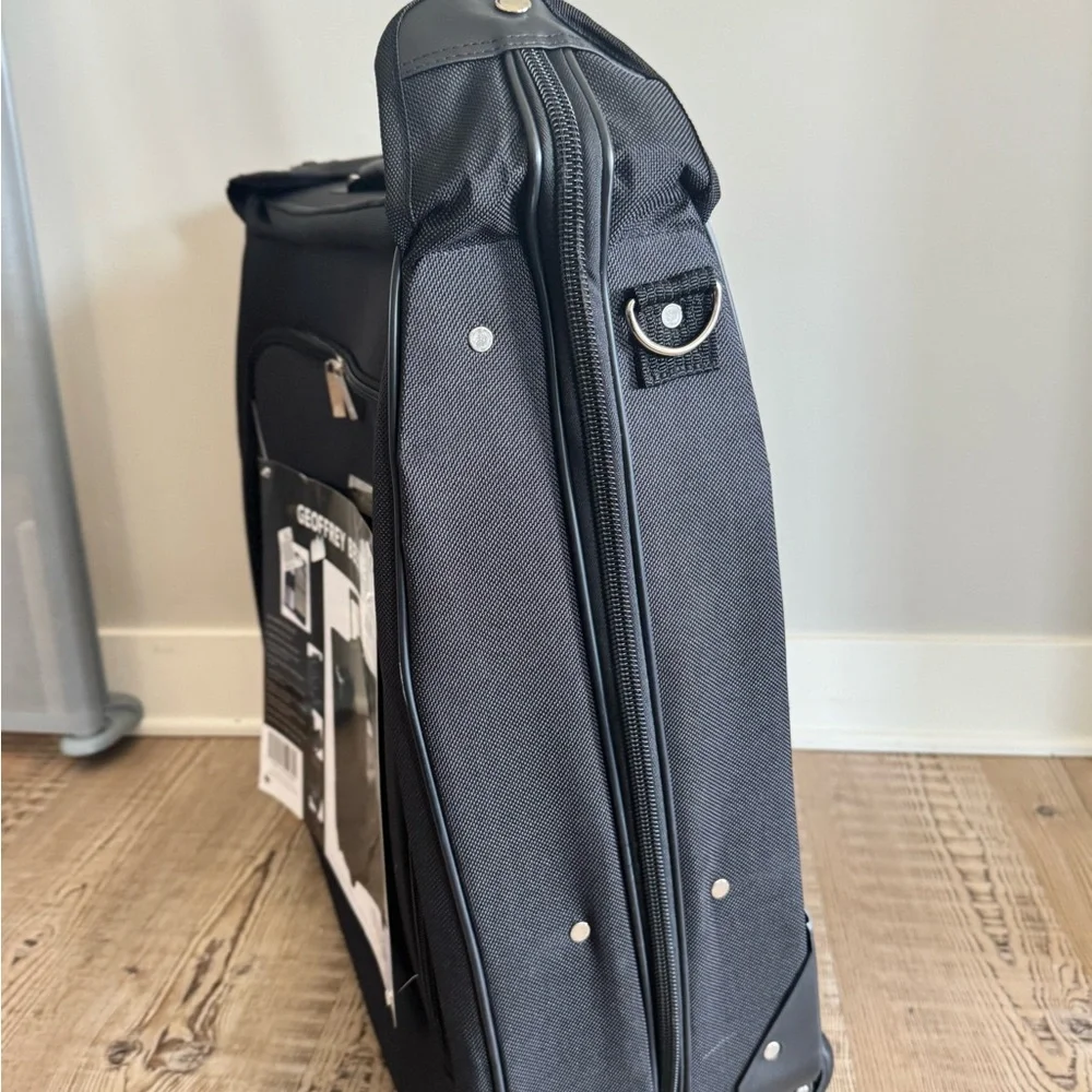 Geoffrey Beene Travel Luggage Bag Rolling Garment Carrier, clothing organizer
